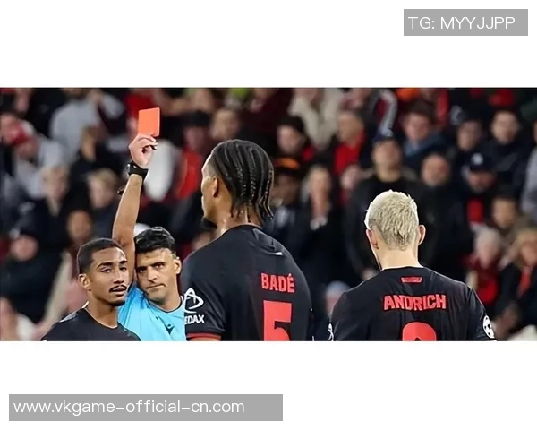 那不勒斯大胜里昂6-2乌龙球成比赛转折点引发热议